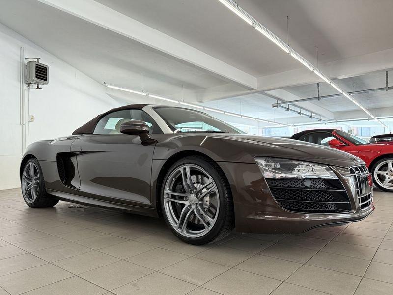 Audi R8 R8 Spyder 5.2 V10 FSI quattro R tronic