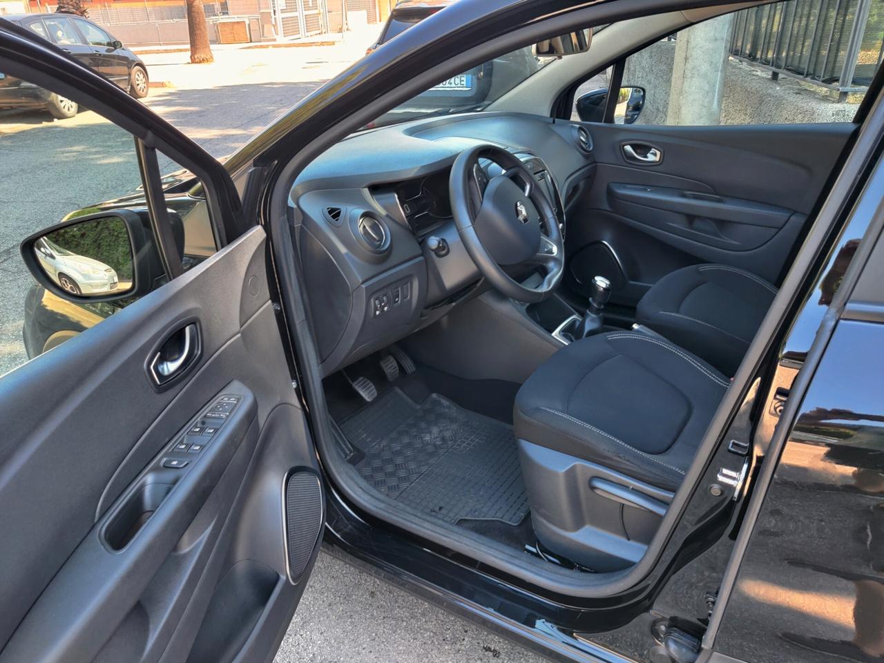 Renault Captur dCi 8V 110 CV Start&Stop Energy Sport Edition2