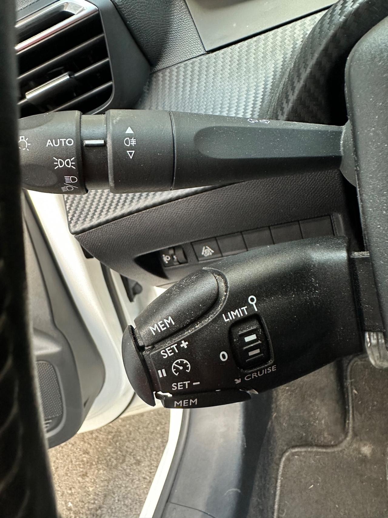 Peugeot 208 1.5 BlueHDi 100cv Stop&Start Active