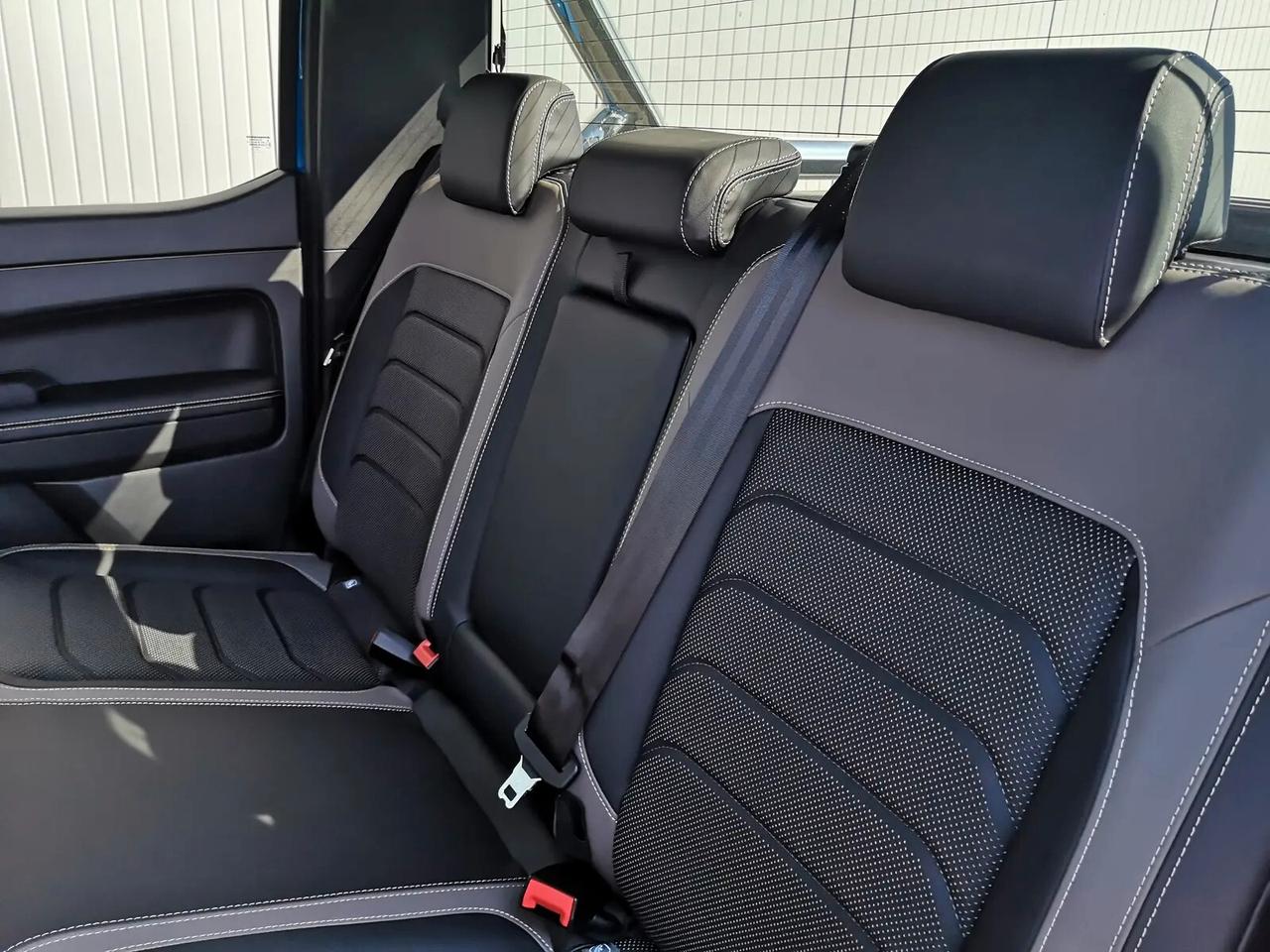 Volkswagen Amarok 3.0 V6 TDI 241CV 4MOTION aut. Aventura