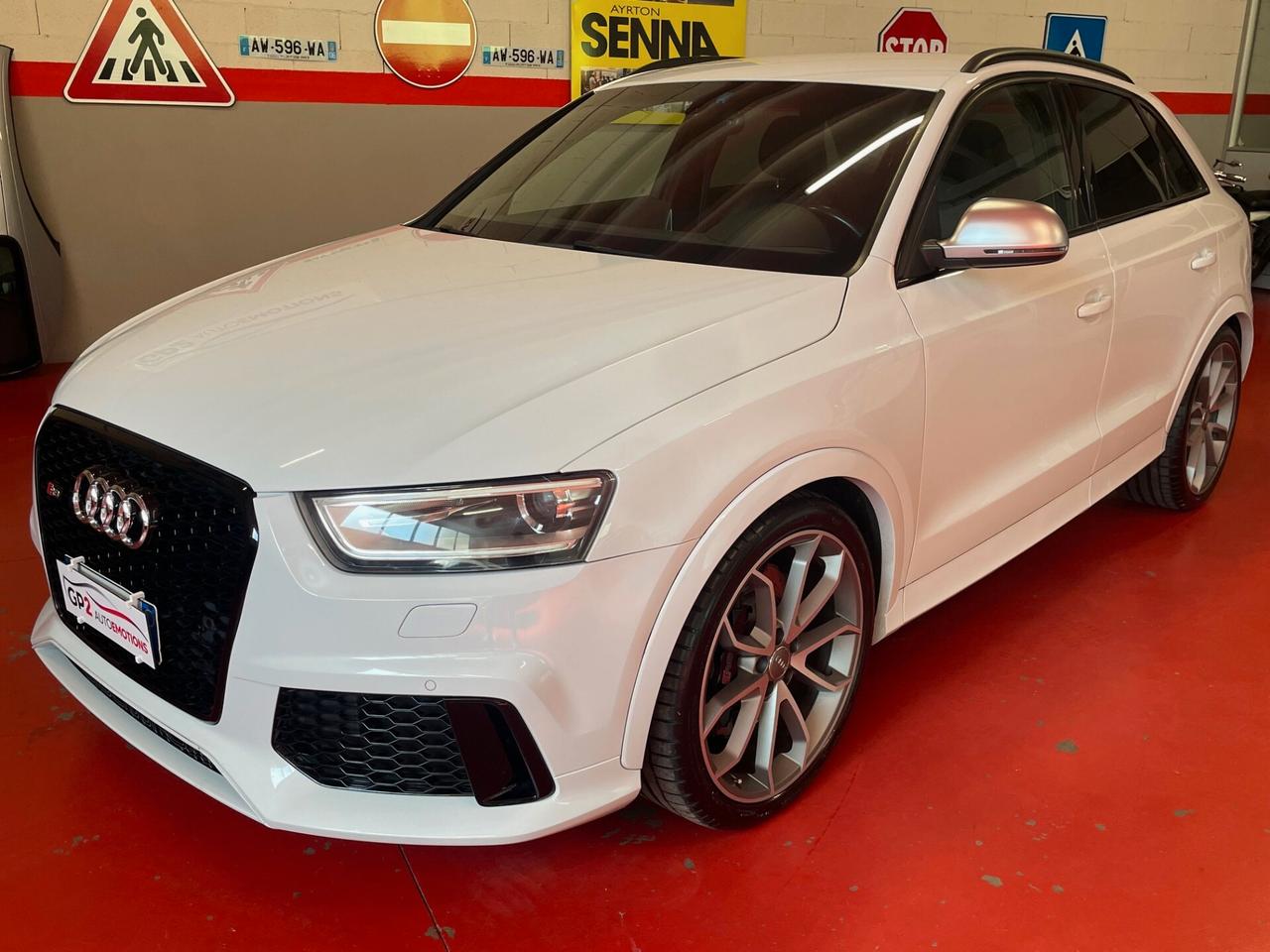 Audi RS Q3 2.5 tfsi QUATTRO S-TRONIC