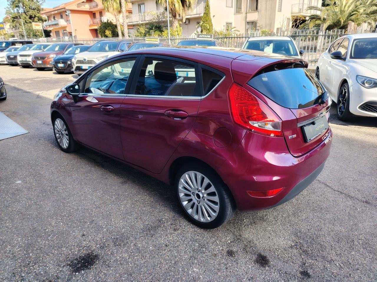 Ford Fiesta 1.6 TDCi 90CV 5 porte DPF Titanium