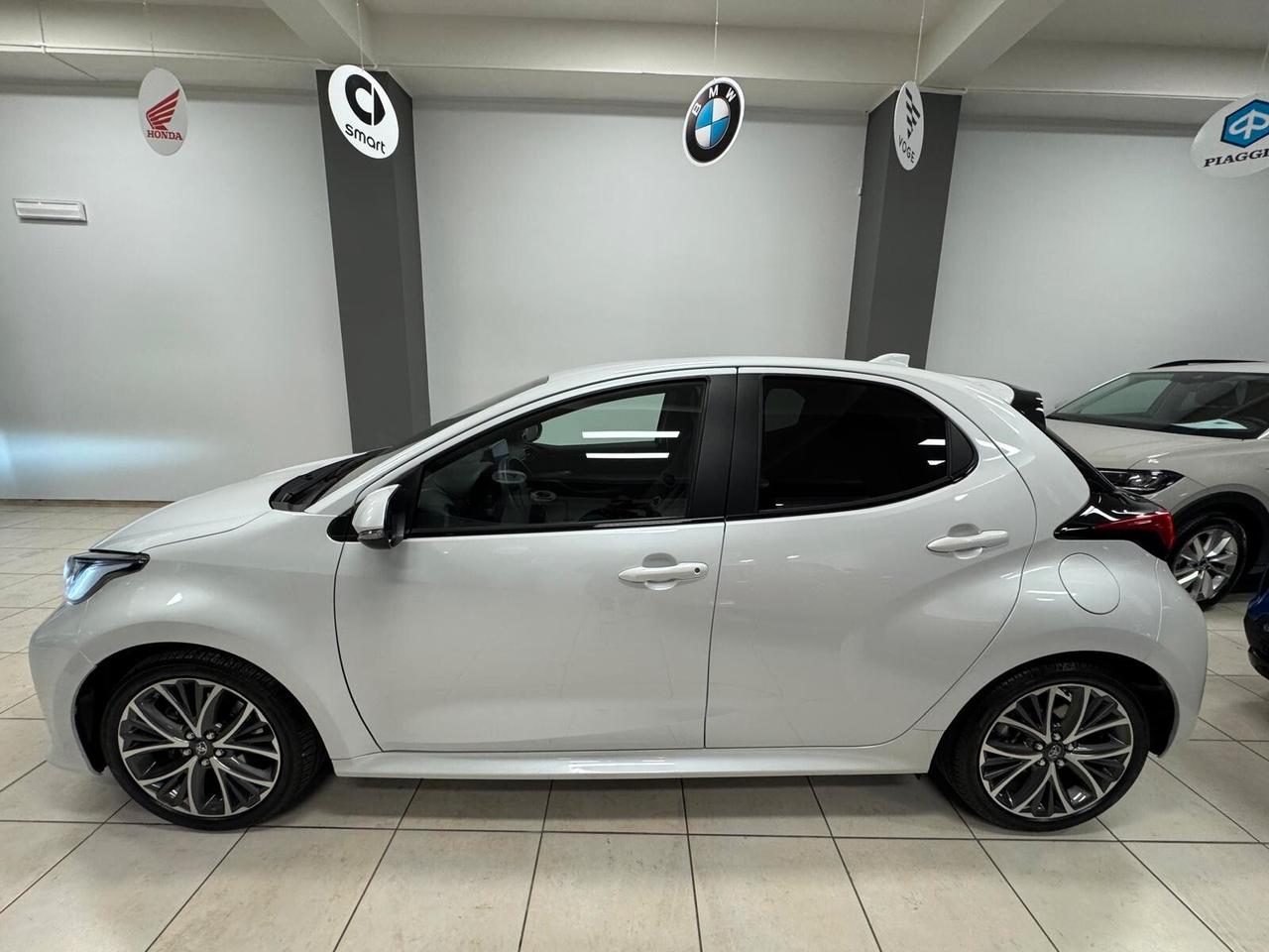 Toyota Yaris 1.5 130 Hybrid 5 porte Lounge