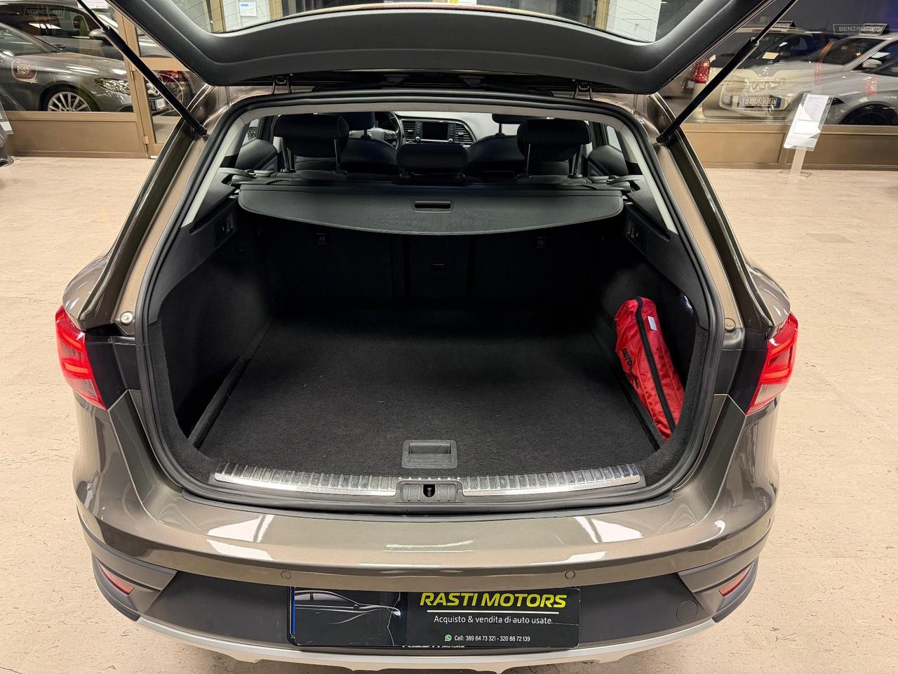 Seat Leon 1.6 TDI 105 CV 4DRIVE ST Start/Stop Style