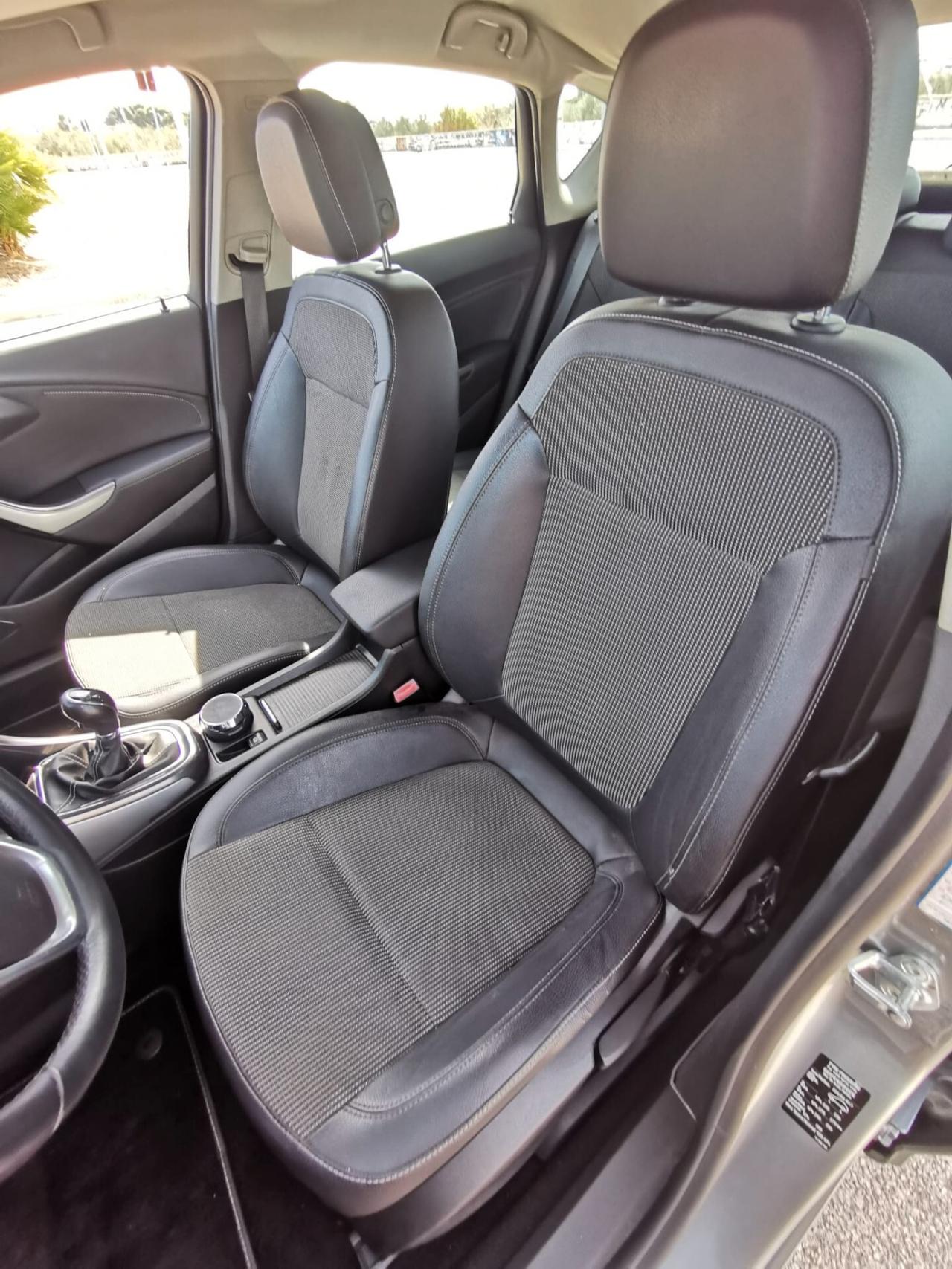 Opel Astra 1.7 CDTI 110CV 5P. Cosmo 12/2010
