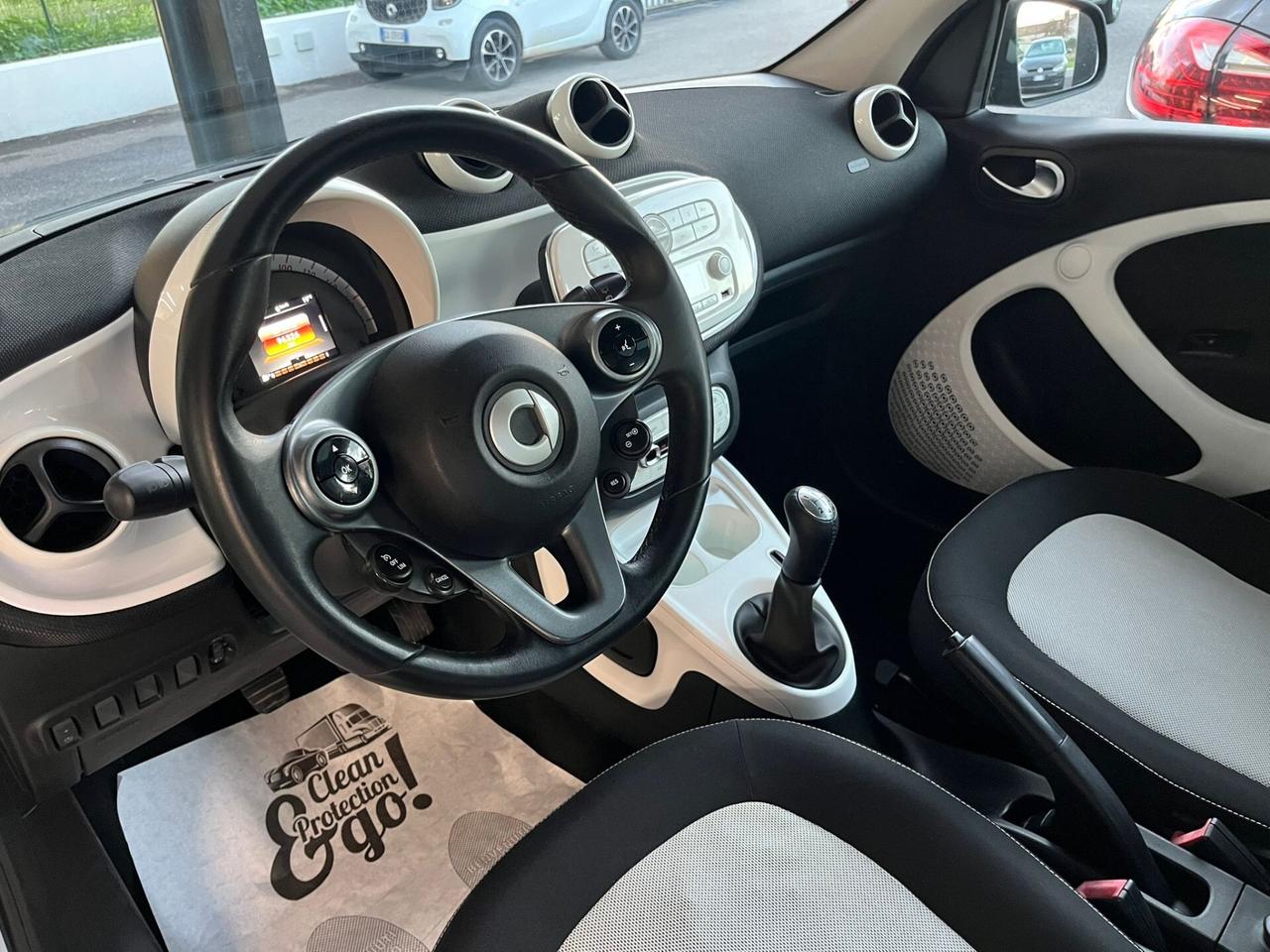 Smart ForFour 70 1.0 Passion Adatta A Neopatentati