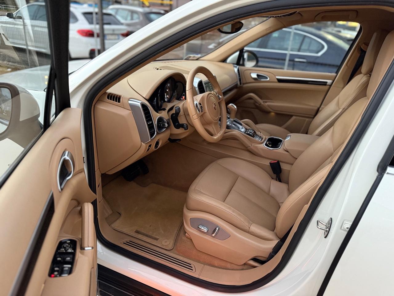 Porsche Cayenne 3.0 Diesel 245cv navi*led+pelle Euro5