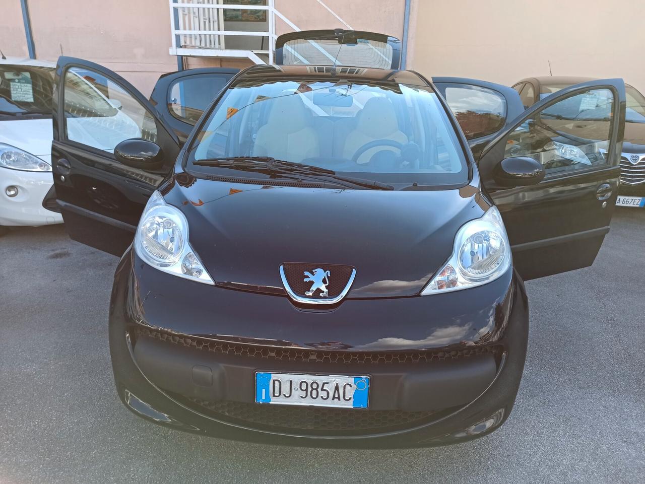 Peugeot 107 1.0 68 CV 5p. Sweet Years