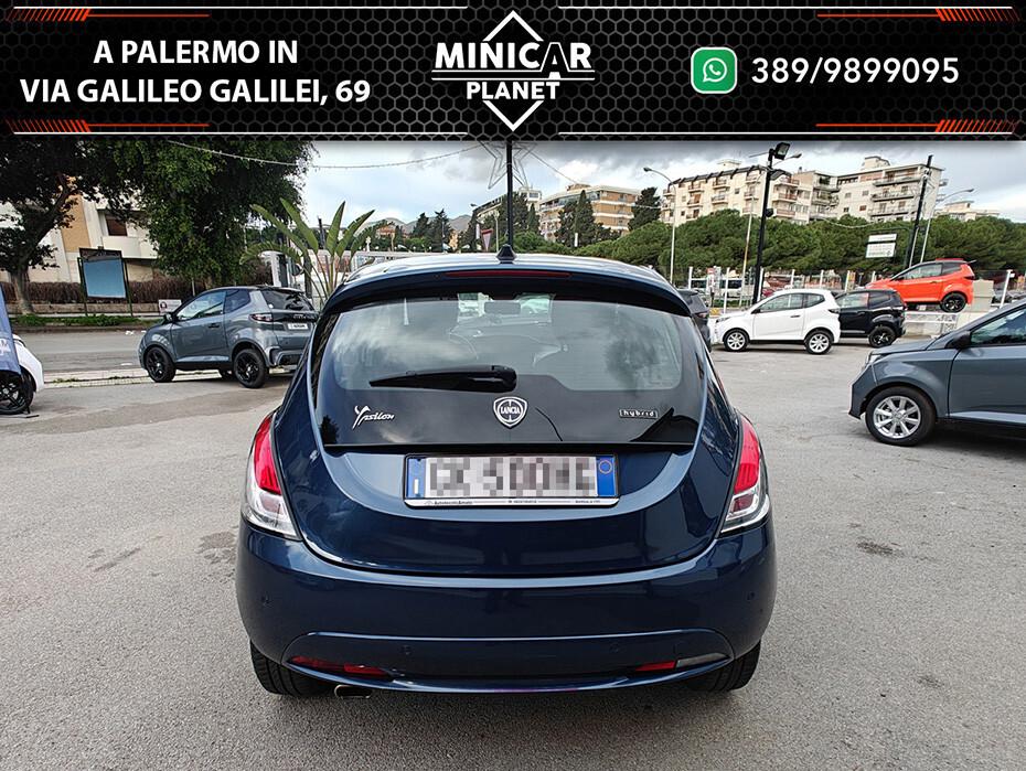 Lancia Ypsilon 1.0 FireFly 5 porte S&S Hybrid Gold Plus
