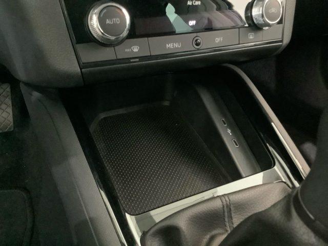 SKODA Kamiq 1.0 TSI Black Dots