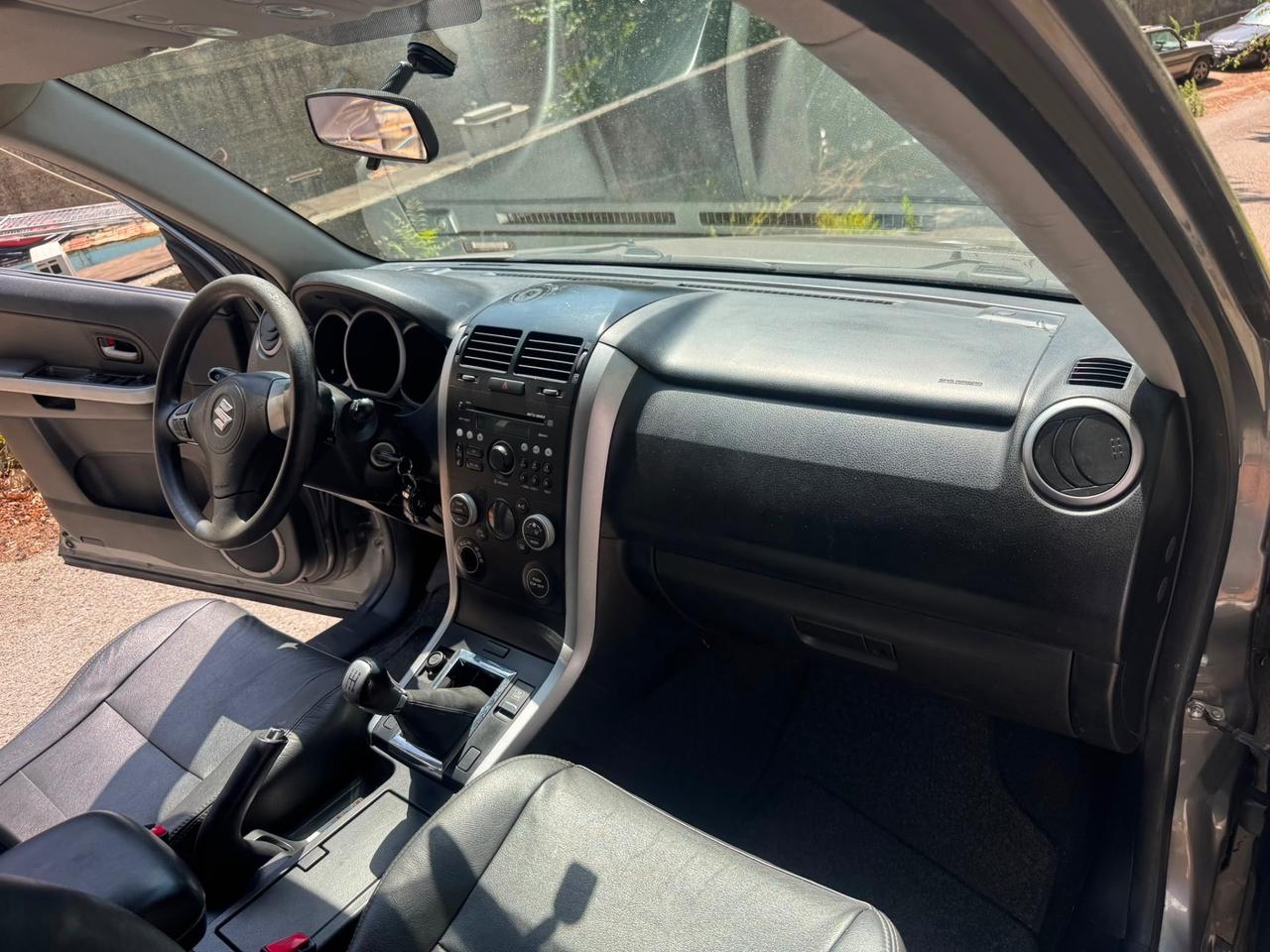 Suzuki Grand Vitara 1.9 DDiS 5 porte 4x4 con ridotte - 2009