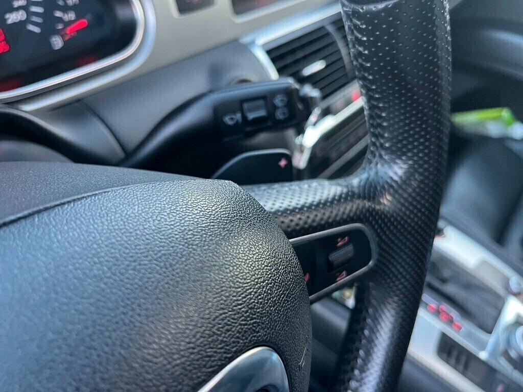 Audi Q7 3.0 V6 TDI 233CV quattro tiptronic S-LINE