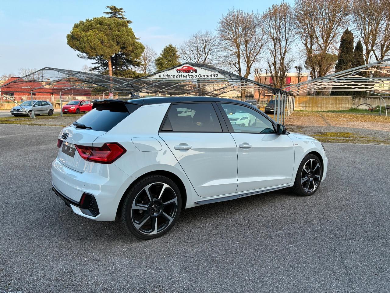 Audi A1 SPB 30 TFSI S tronic Identity Black