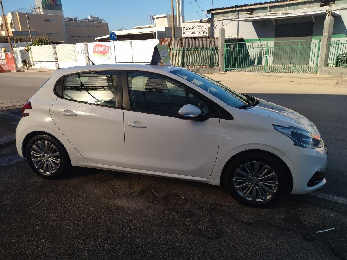 PEUGEOT 208 BlueHDi 75 5p. Allure - 12/2015