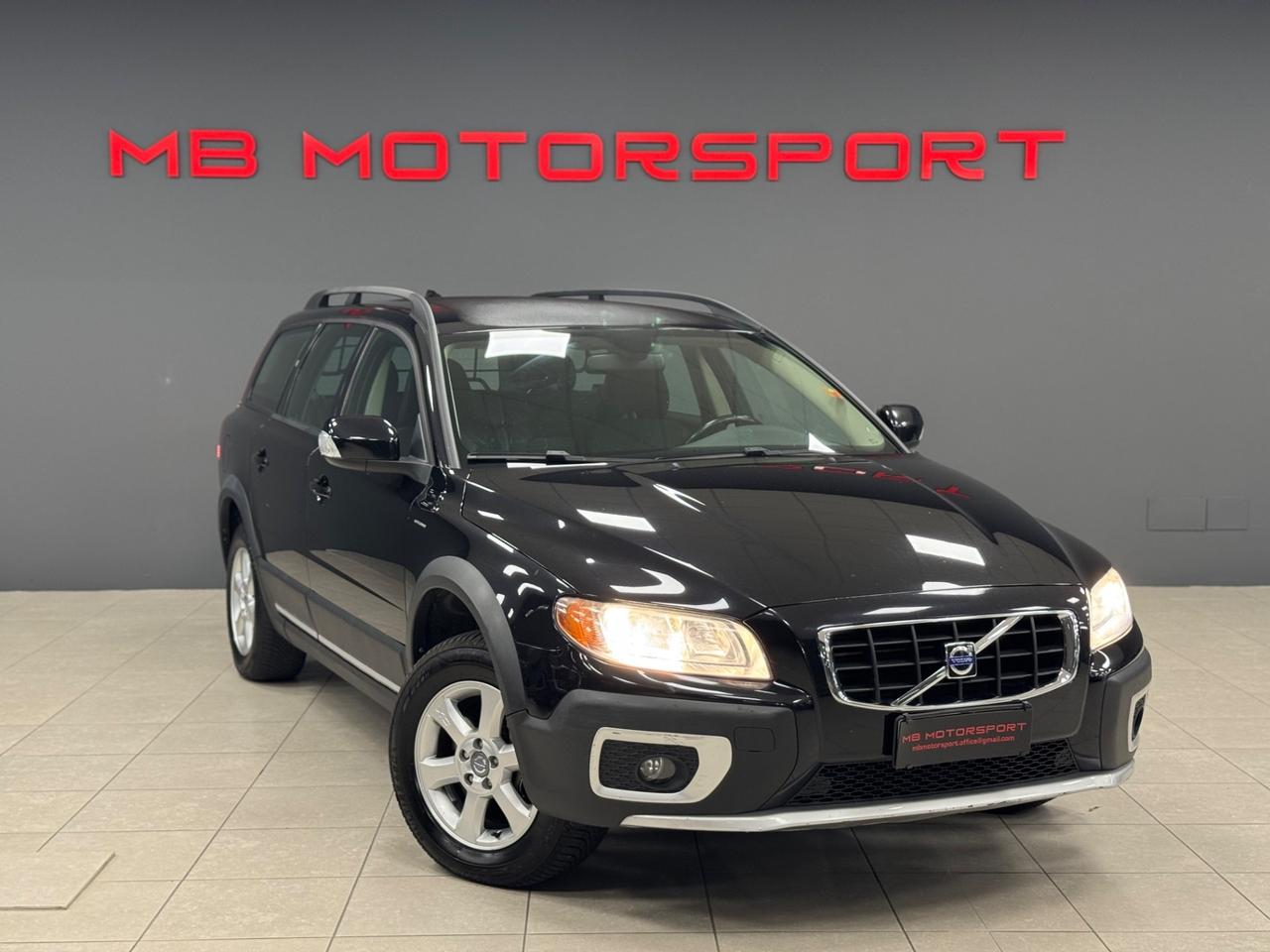 Volvo XC 70 XC70 D5 205 CV AWD Summum