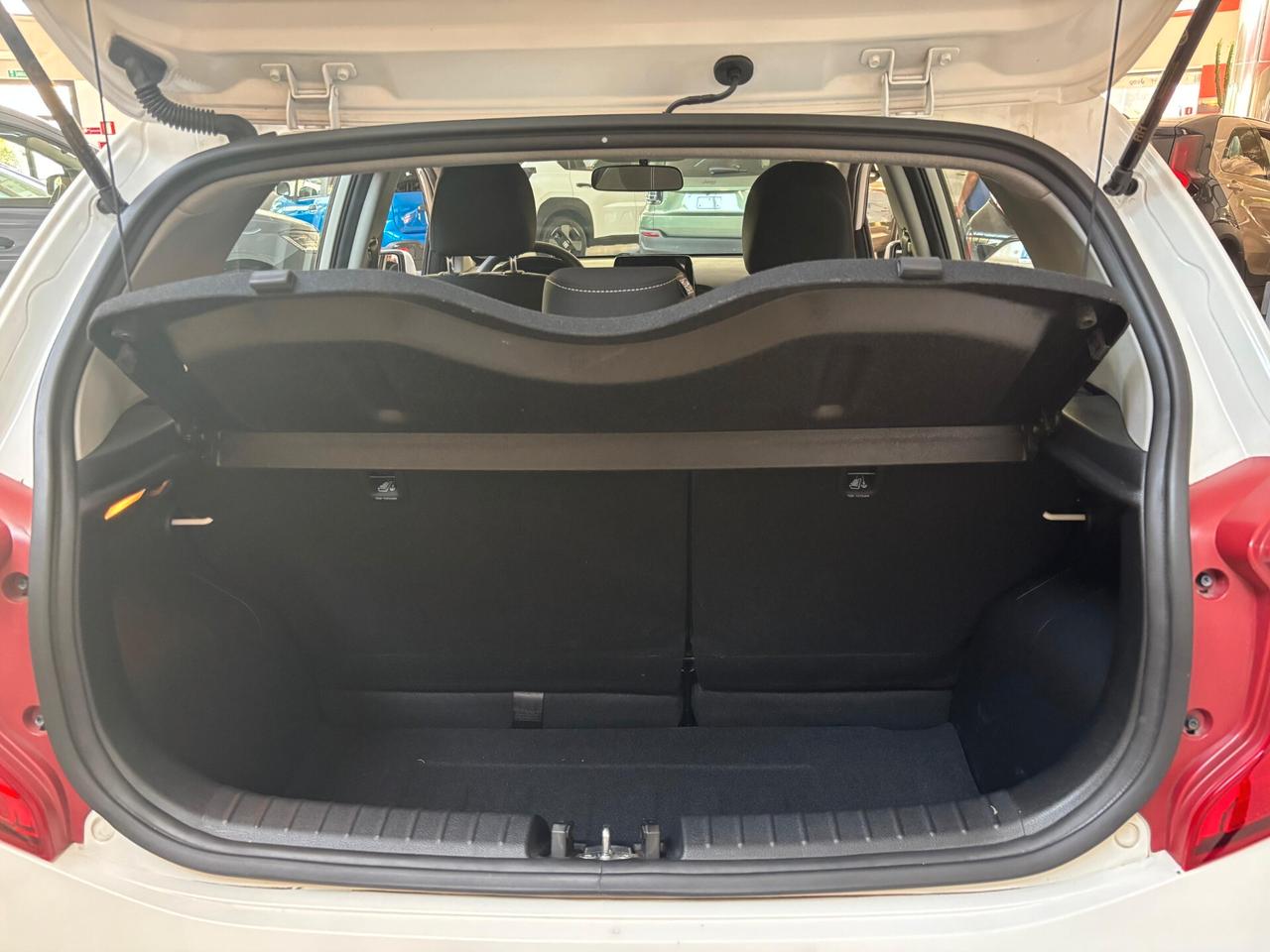 Kia Picanto 1.0 12V 5 porte Urban