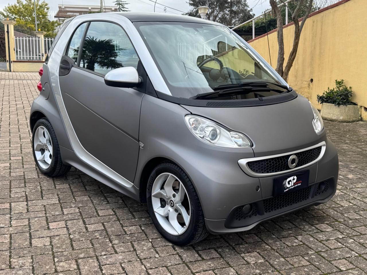 Smart ForTwo 1000 52 kW MHD coupé passion
