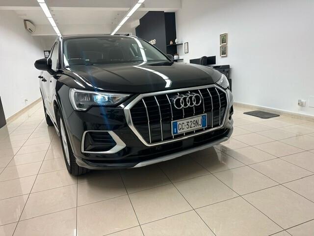 Audi Q3 35 TDI S tronic Business Advanced