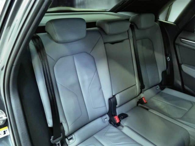 AUDI Q3 40 TDI quattro S tronic S line edition