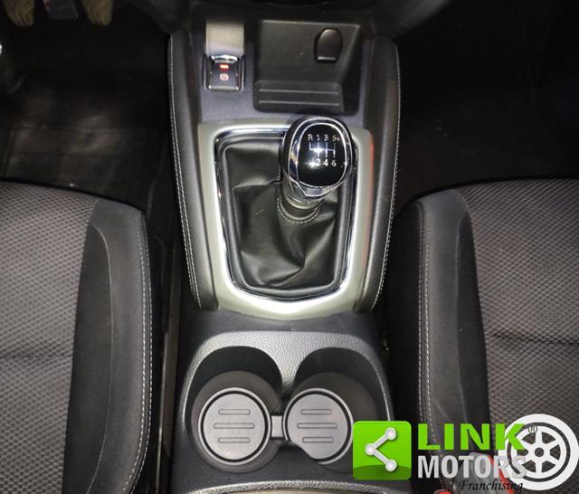 NISSAN Qashqai 1.5 dCi N-Connecta