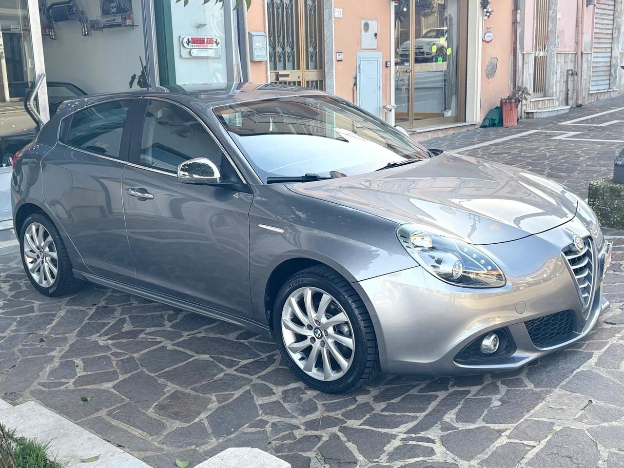 ALFA ROMEO Giulietta 1.6 JTDm-2 GRIGIO MAGNESIO FULL