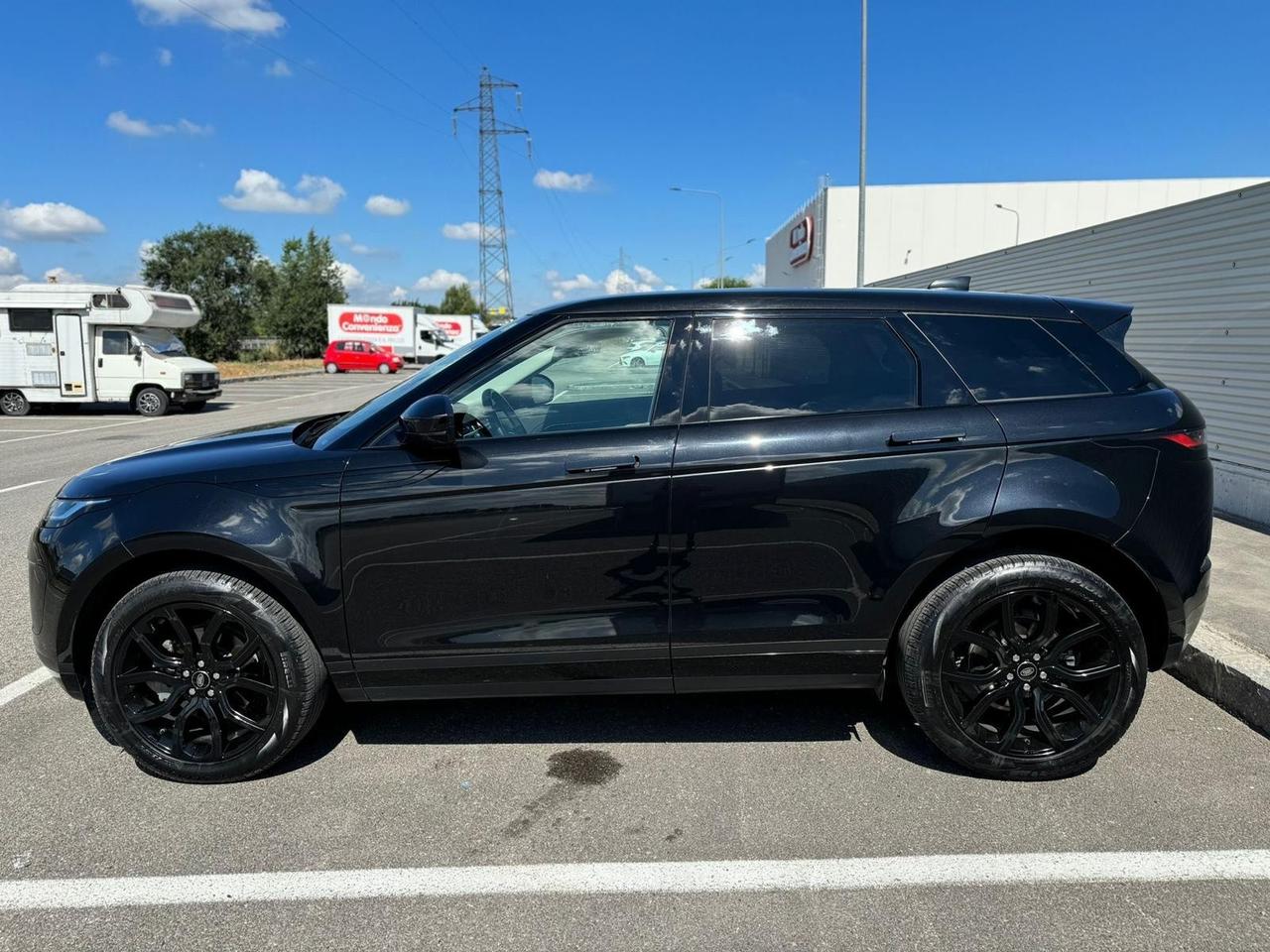 RANGE ROVER EVOQUE TOTAL BLACK 2020