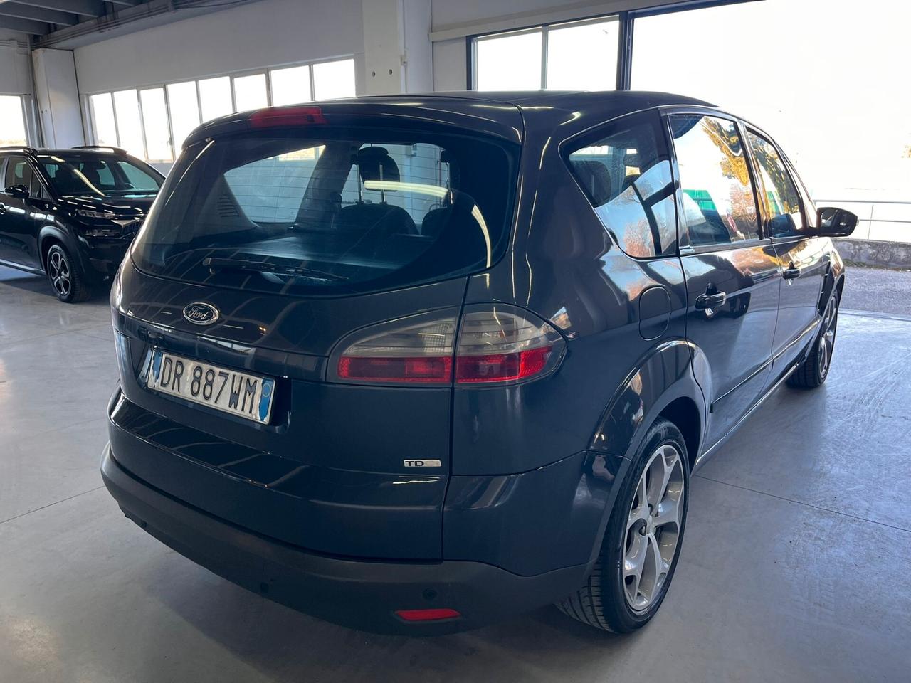 Ford S-Max S-Max+ 2.0 TDCi 140CV DPF