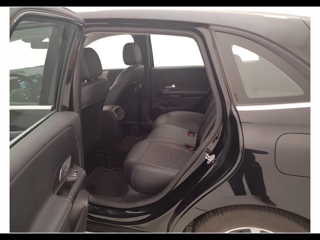 Mercedes-Benz Classe B - W247 2018 - B 180 d Sport auto