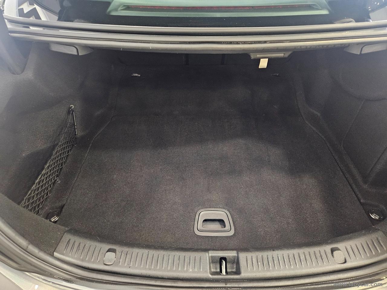MERCEDES-BENZ E 200 d Auto Business Sport