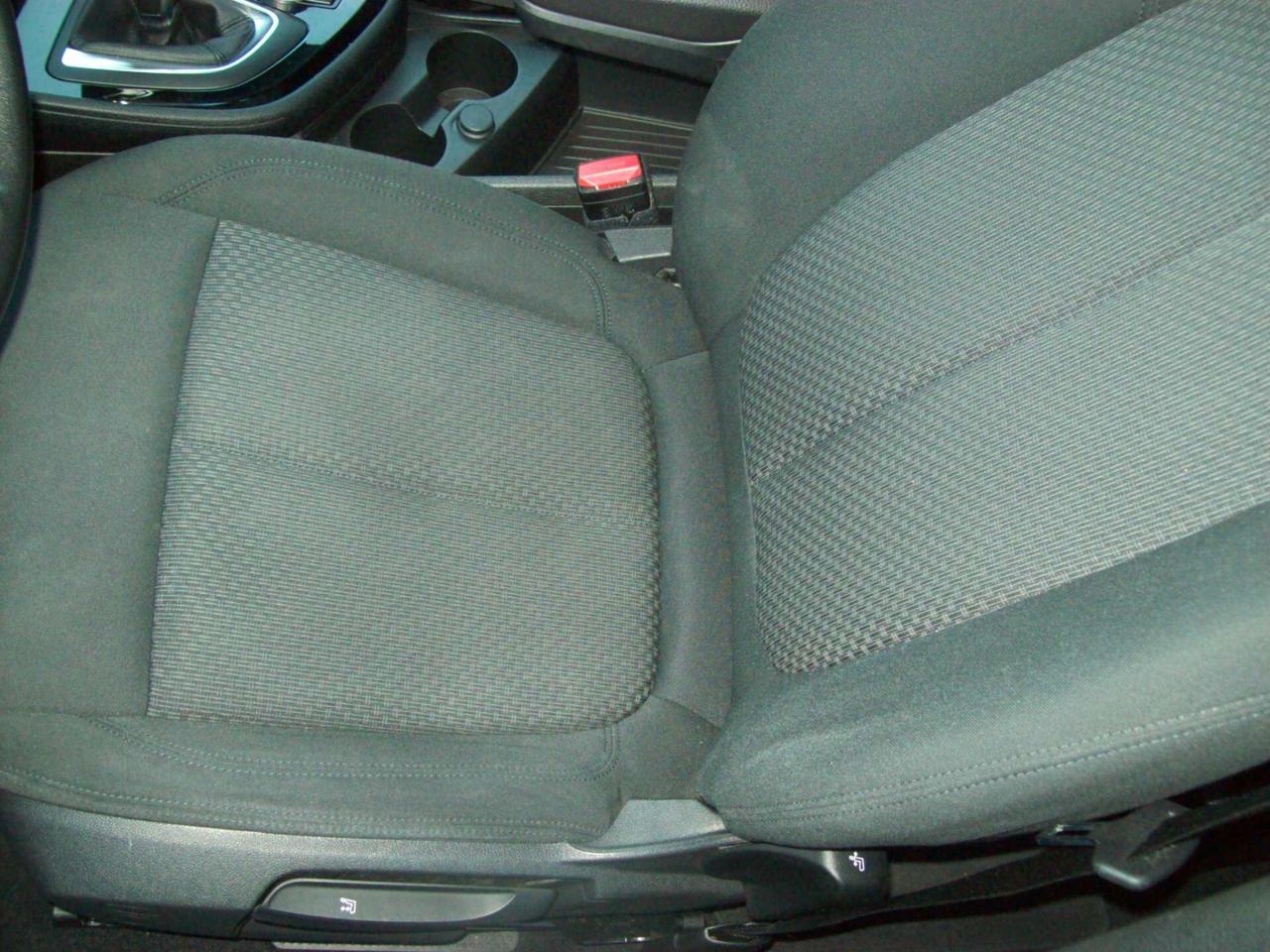 Bmw Serie 2 Gran Tourer 220d Business aut.