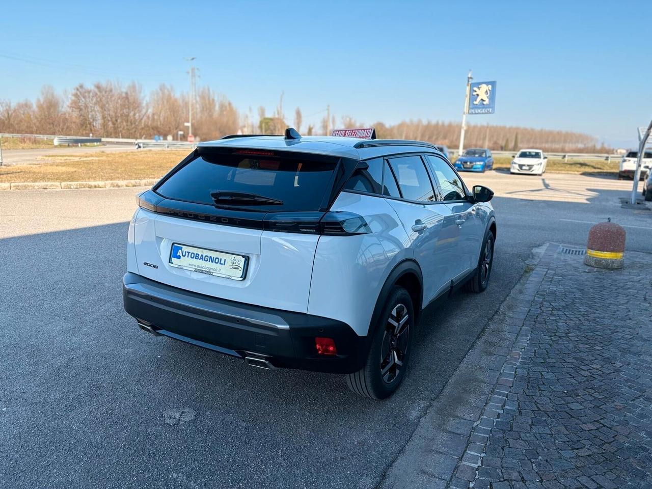 Peugeot 2008 ALLURE PureTech 130 EAT8 SPOTICAR