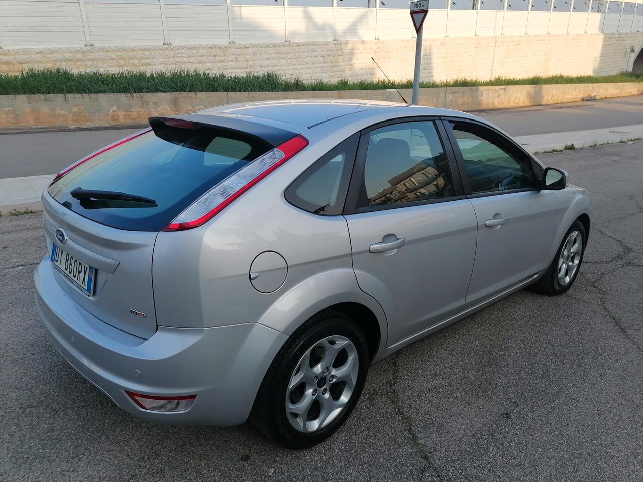 Ford Focus 1.6 TDCi (90CV) 5p. Tit. 2009