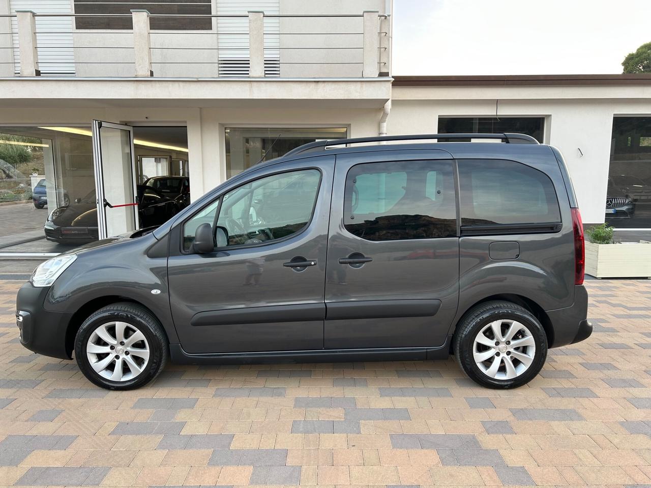 Peugeot Partner Tepee BlueHDi 100 Outdoor