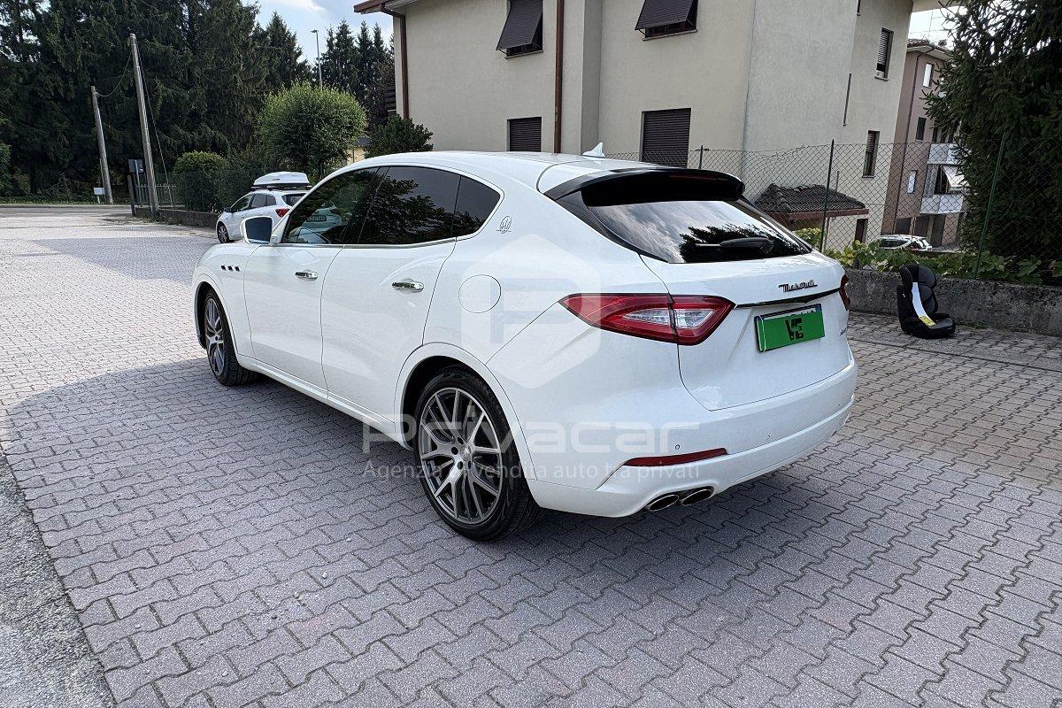 MASERATI Levante V6 Diesel 275 CV AWD