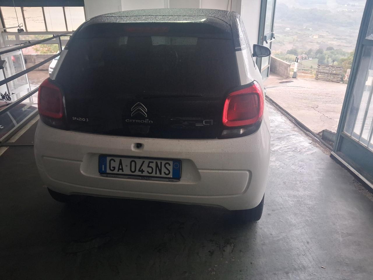 Citroen C1 5 PORTE VTI 72 CV SHINE. VENDUTA