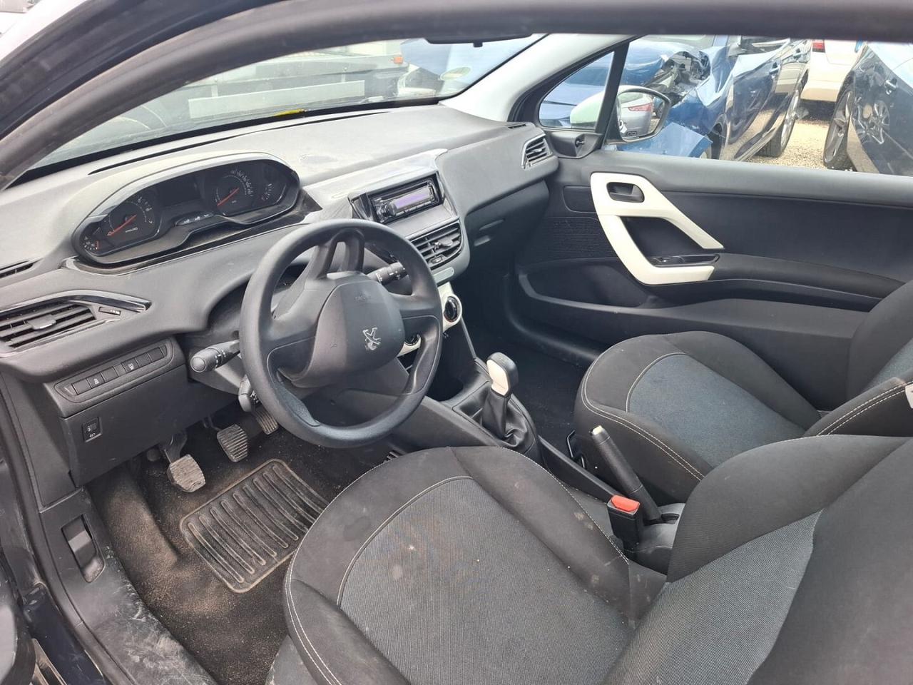 PEOUGEOT 208 2015 NO SINISTRATA MARCIANTE