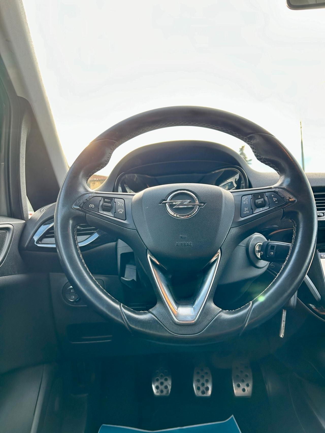 Opel Corsa 1.2 5 porte b-Color - OK NEOPATENTATO