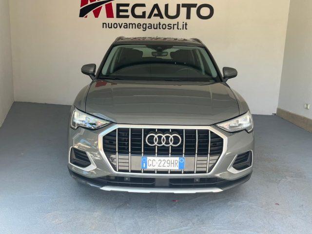 AUDI Q3 35 TDI quattro Business Advanced