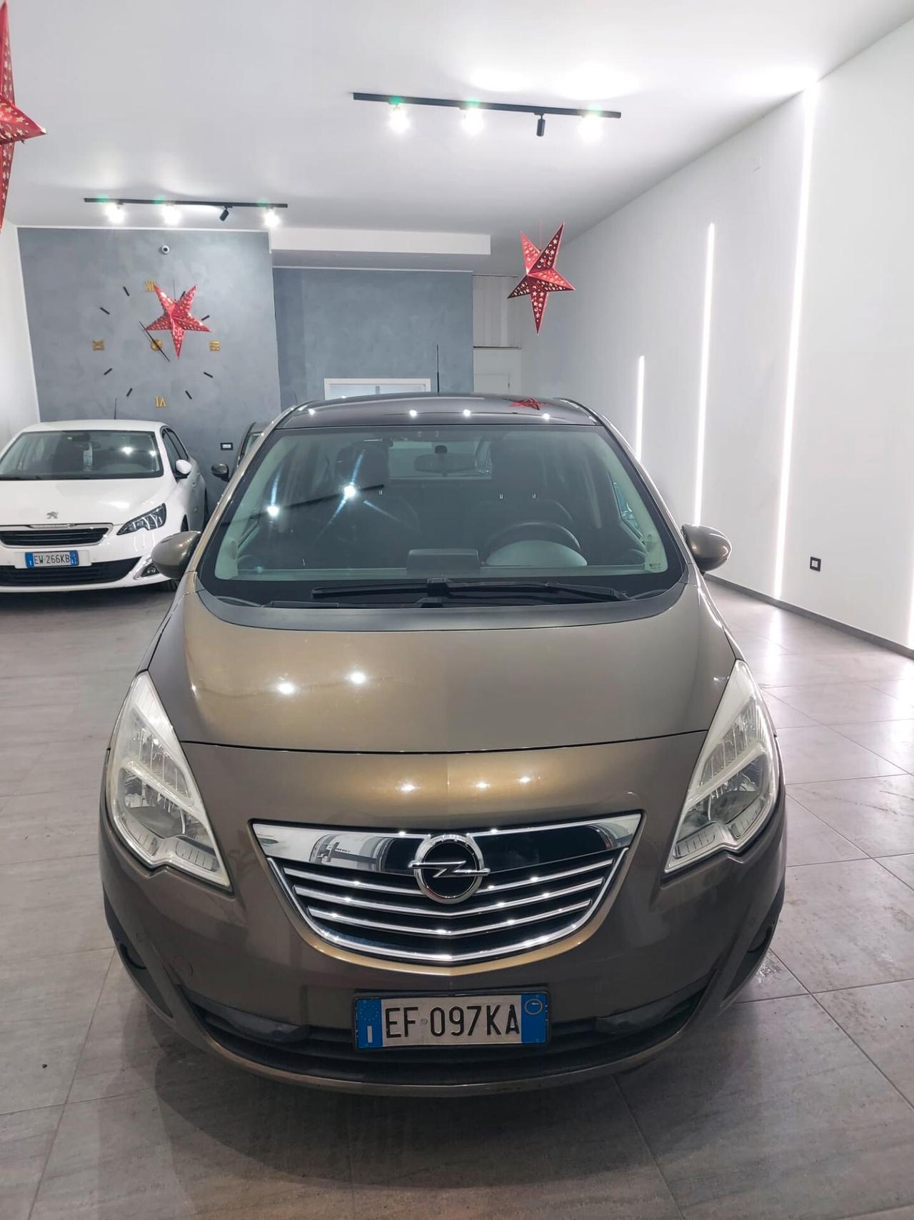 Opel Meriva 1.7 CDTI aut. B-COLOR PANORAMIC