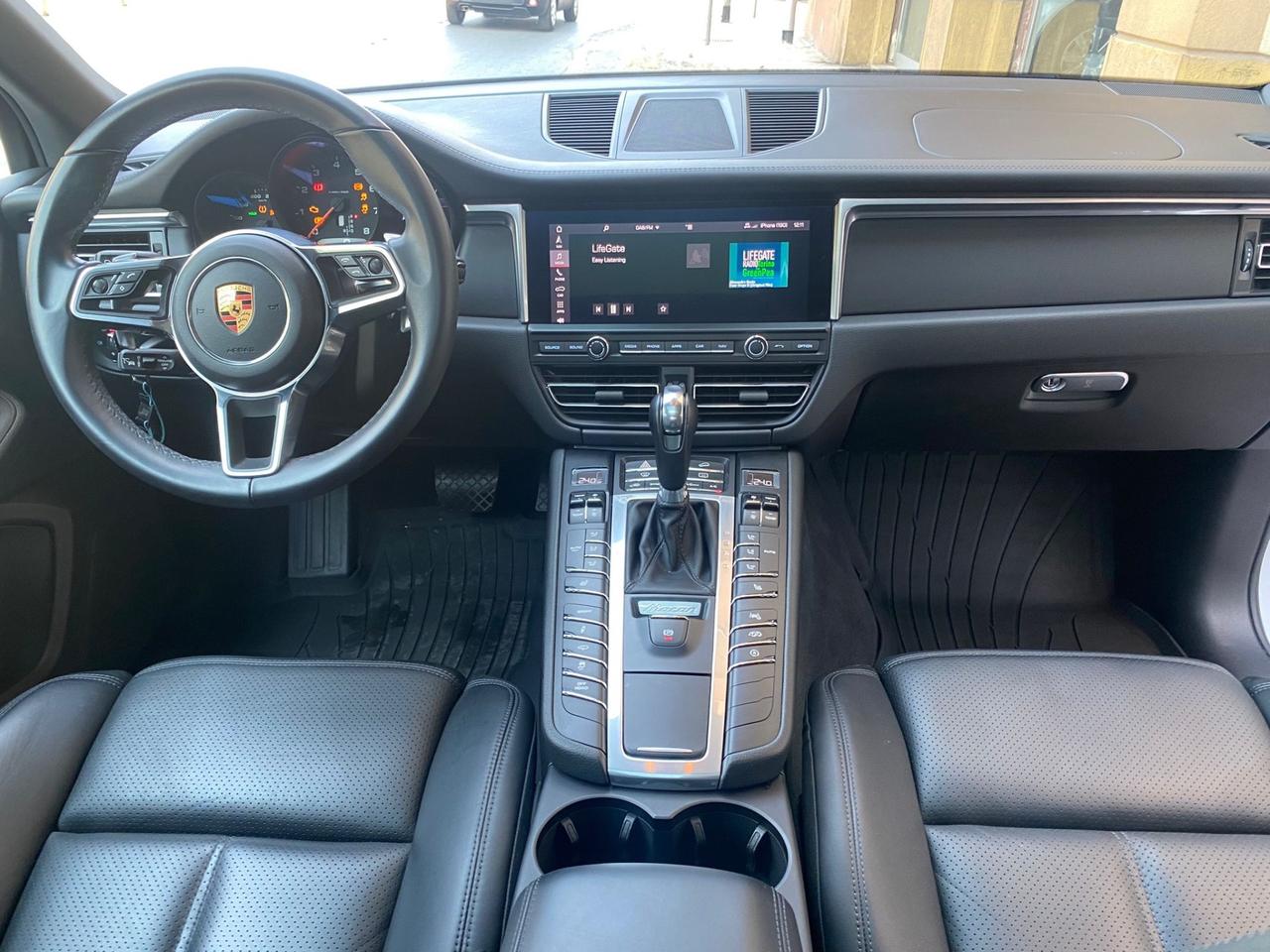 Porsche Macan 2.0 tetto panoramico