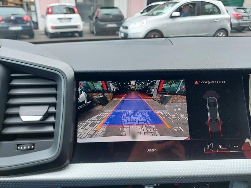 Audi A1 SPB 30 TFSI S tronic line edition