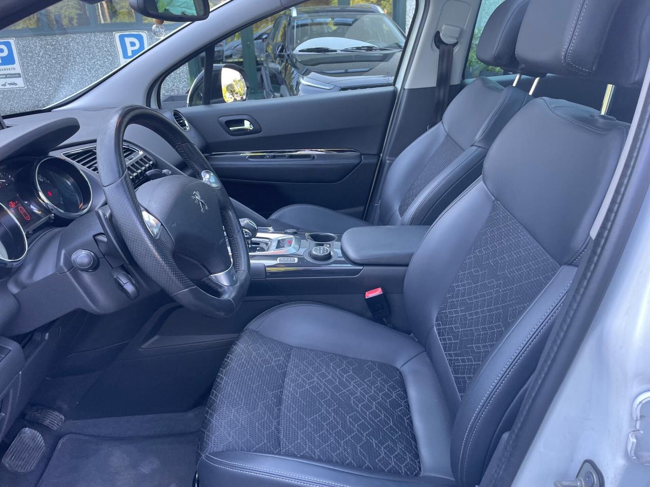 Peugeot 3008 HYbrid4*Tetto*Full optional*