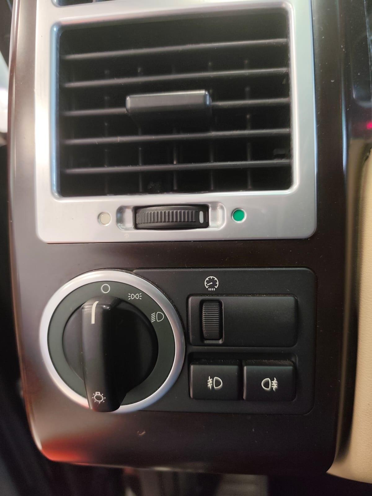 Land Rover Range 4.4 V8 32V Vogue Foundry