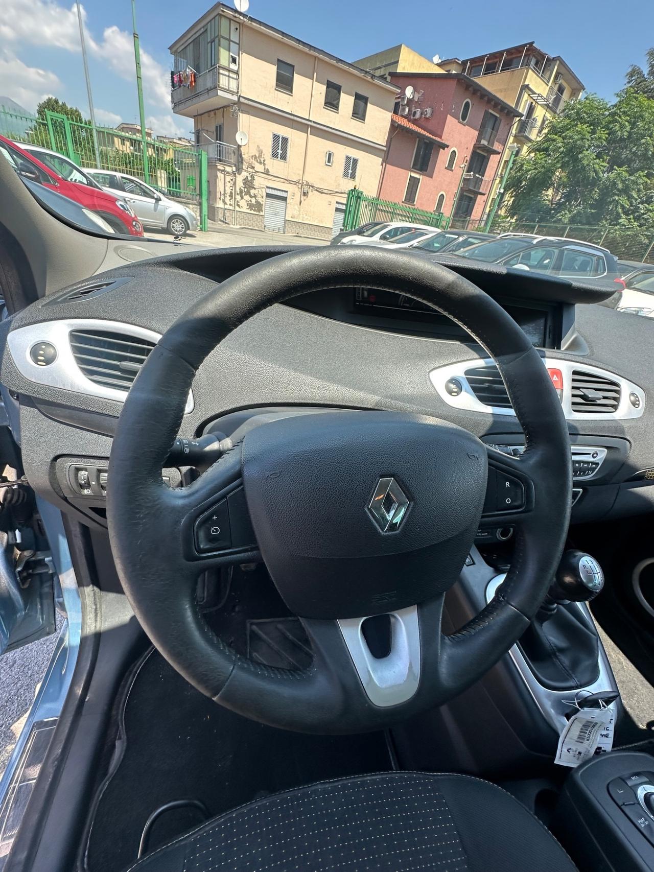 Renault Scenic Scénic 1.9 dCi 130CV Luxe