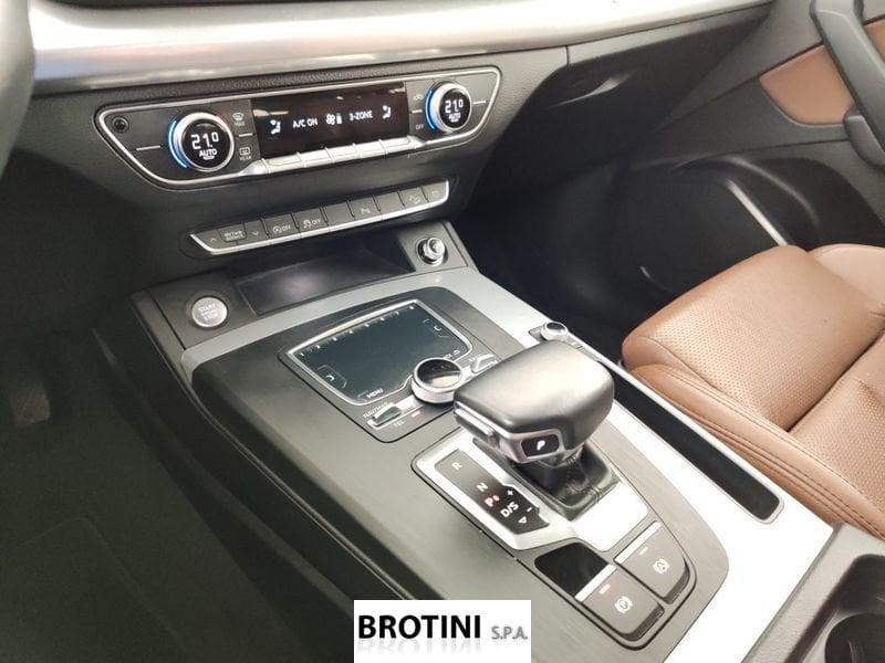 Audi Q5 40 TDI Business Sport quattro S tronic