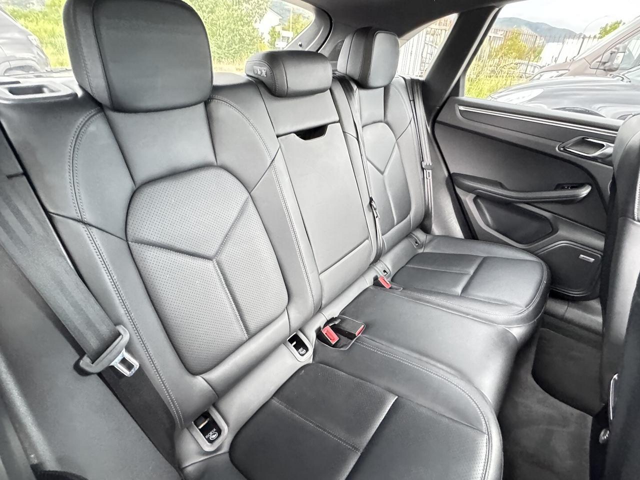 PORSCHE MACAN 2.0 TURBO BENZINA PELLE TETTO NAVI