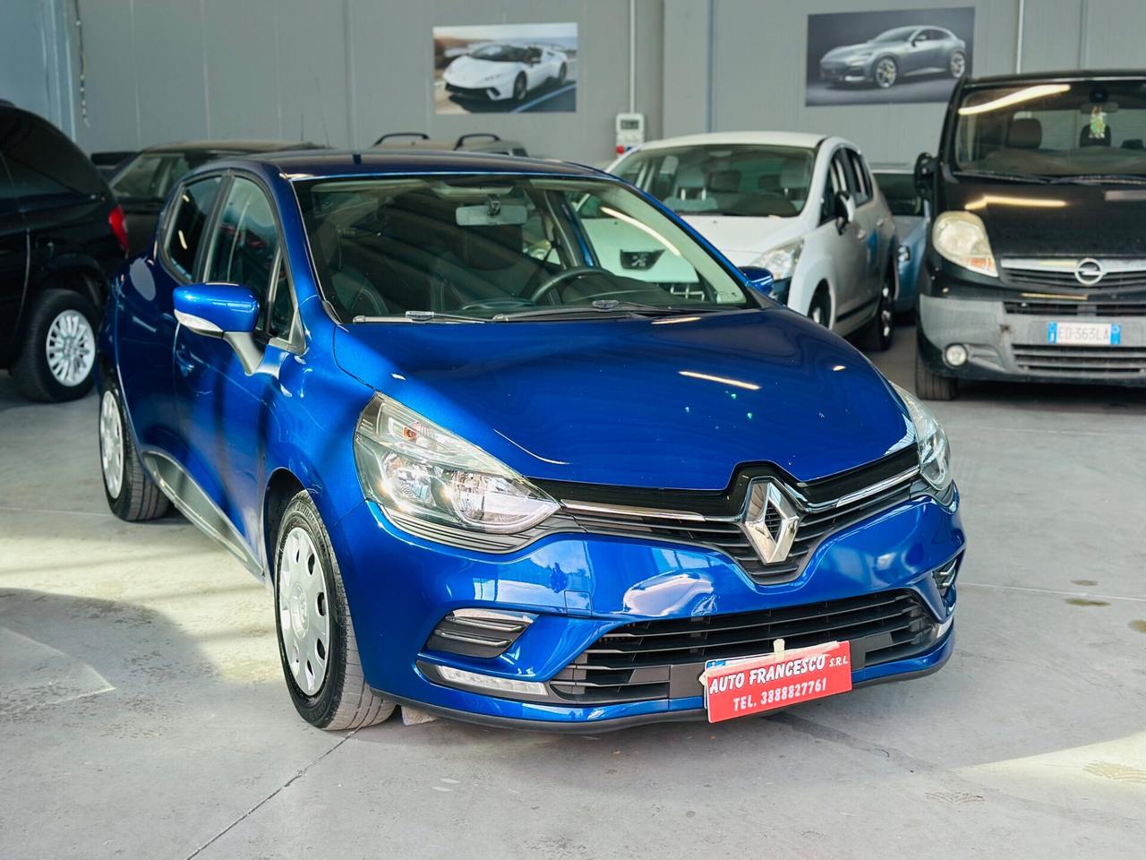 Renault Clio dCi 8V 75 CV 5 porte Moschino Life