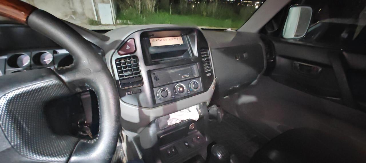 Mitsubishi Pajero 3.2 16V DI-D 3p. GLS2