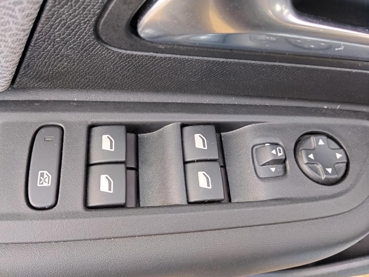 Citroen C4 PureTech 130 S&S EAT8 Shine