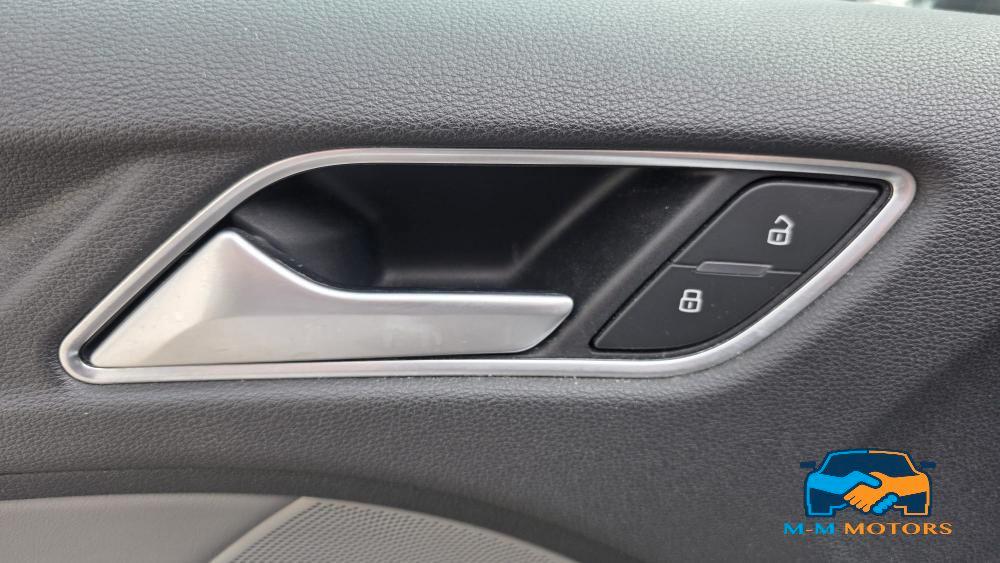 Audi S3 S3 SPB 2.0 TFSI QUATTRO S TRONIC